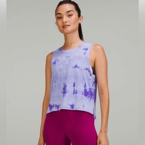 Lululemon Train to Be Tank Top in Rain Stripe Marble Dye Charged Indigo